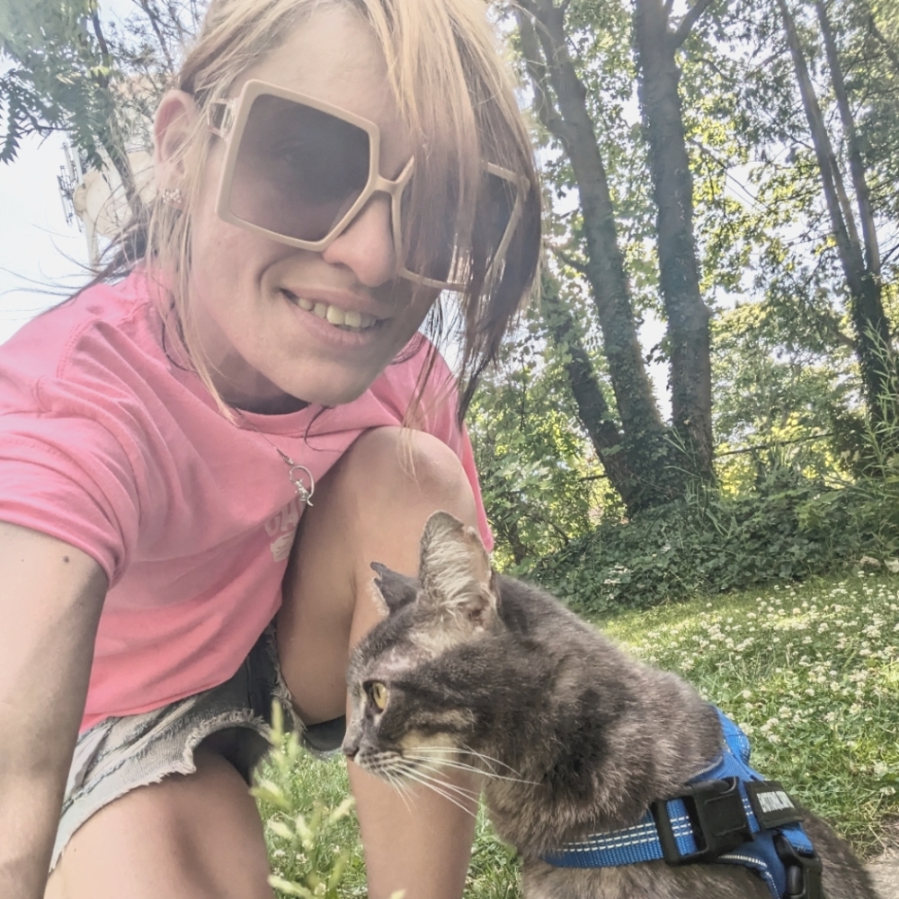 Meet your Posher, Darla